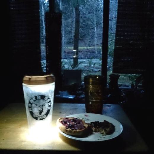 Breakfast in Power Outage Riverbend 12-10-2015